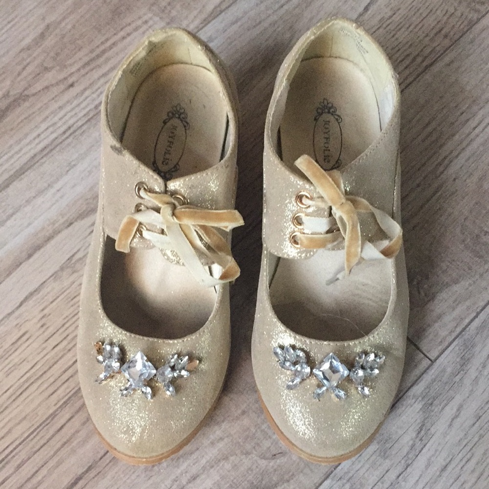 Omg! Darling shoes from Joyfolie size 12-13